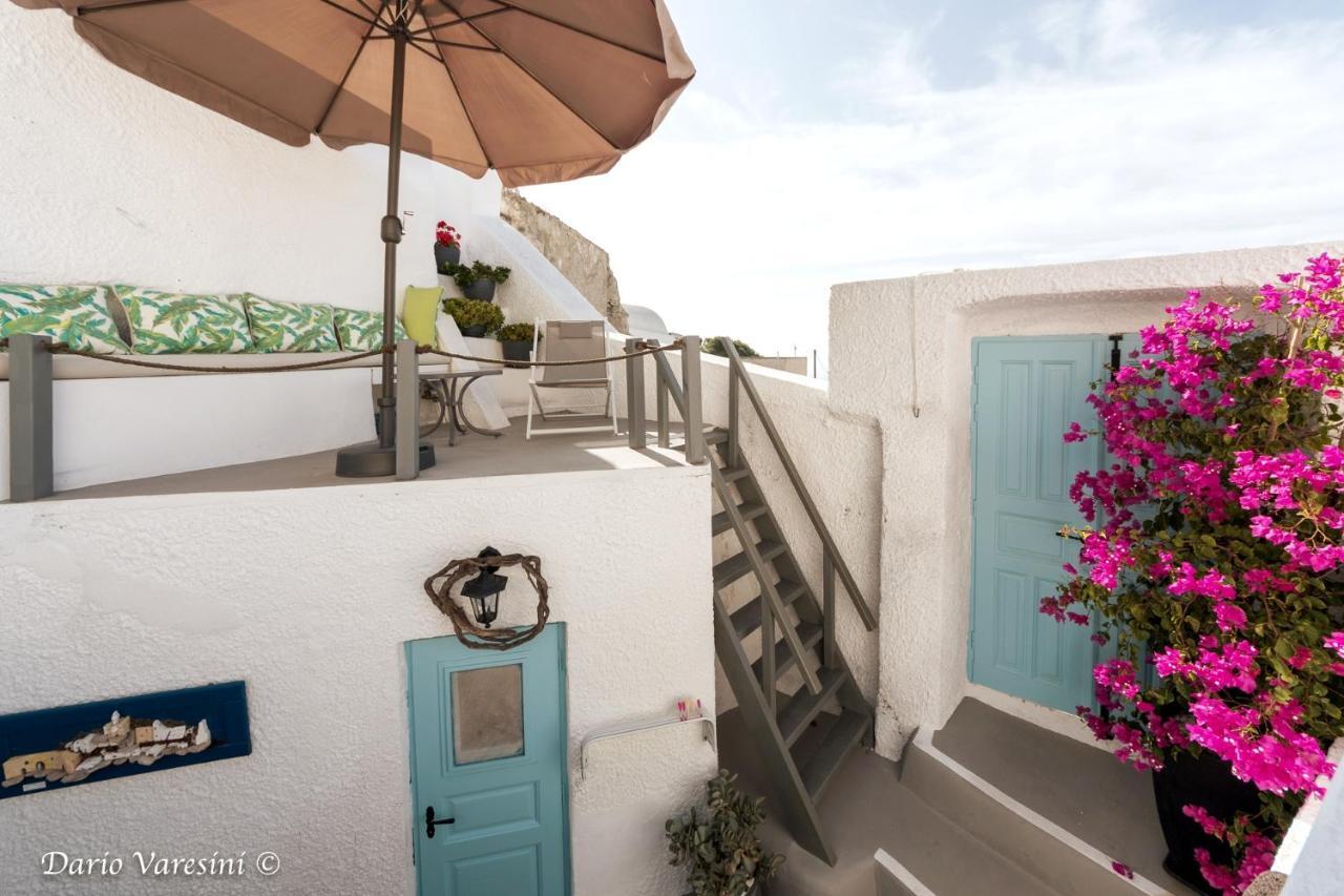 فيلا Santorinian Lava House Pýrgos المظهر الخارجي الصورة