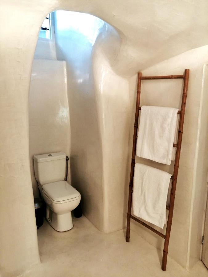 فيلا Santorinian Lava House Pýrgos المظهر الخارجي الصورة