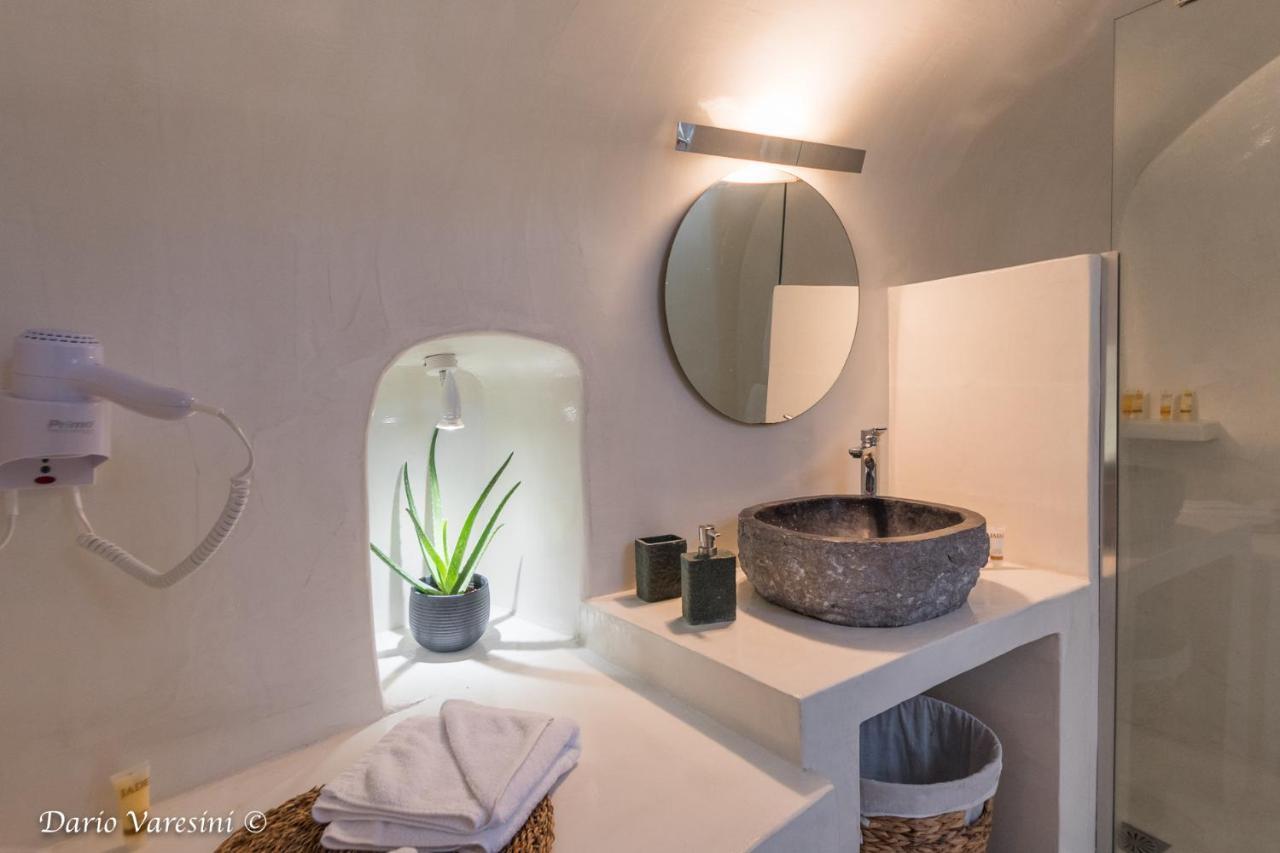 فيلا Santorinian Lava House Pýrgos المظهر الخارجي الصورة